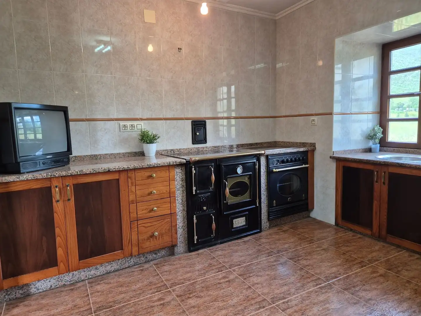 Cocina de Casa o chalet en venta en Vegadeo con Trastero y Piscina