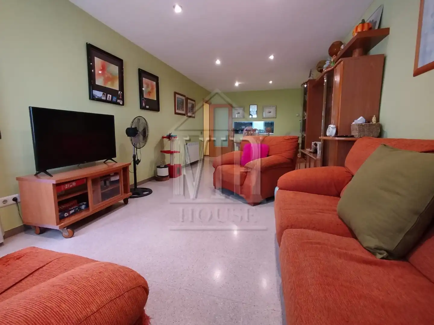 Living room of Flat for sale in Badalona  with Heating, Storage room and Furnished