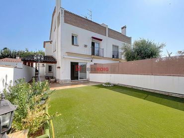 House with pool for sale in Centre