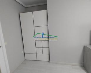 Dormitori de Apartament de lloguer en Mérida amb Aire condicionat, Calefacció i Traster