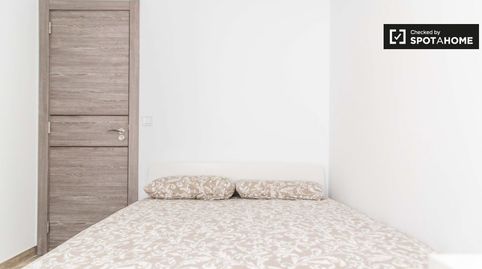 Photo 2 of Room in L'Illa Perduda, Valencia Capital