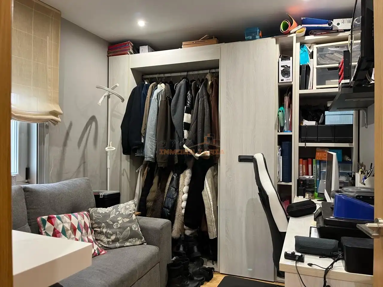 Piso en venta en Ferrol con Calefacción, Trastero y Amueblado