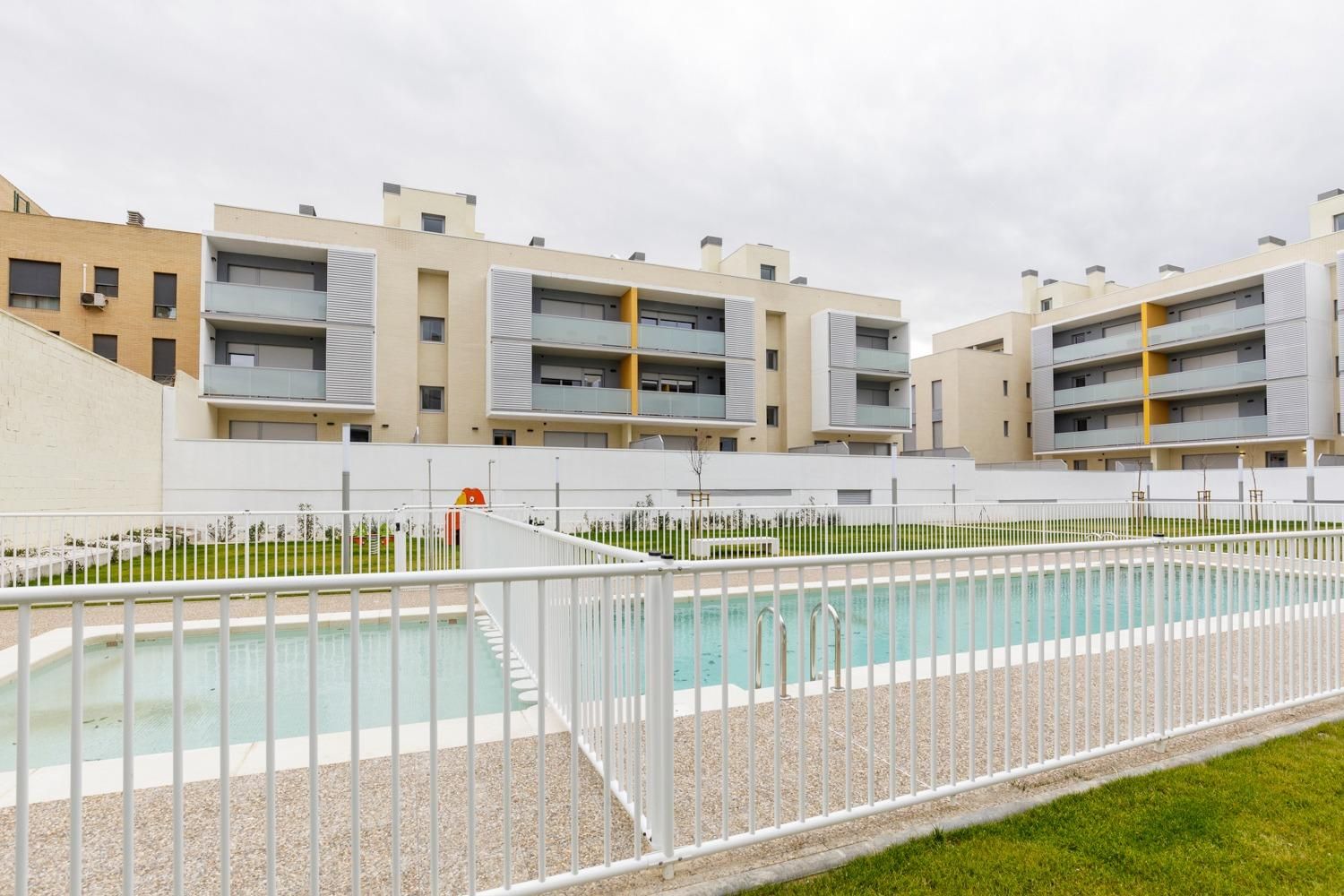 Piscina de Ático en venta en  Zaragoza Capital con Terraza y Piscina comunitaria