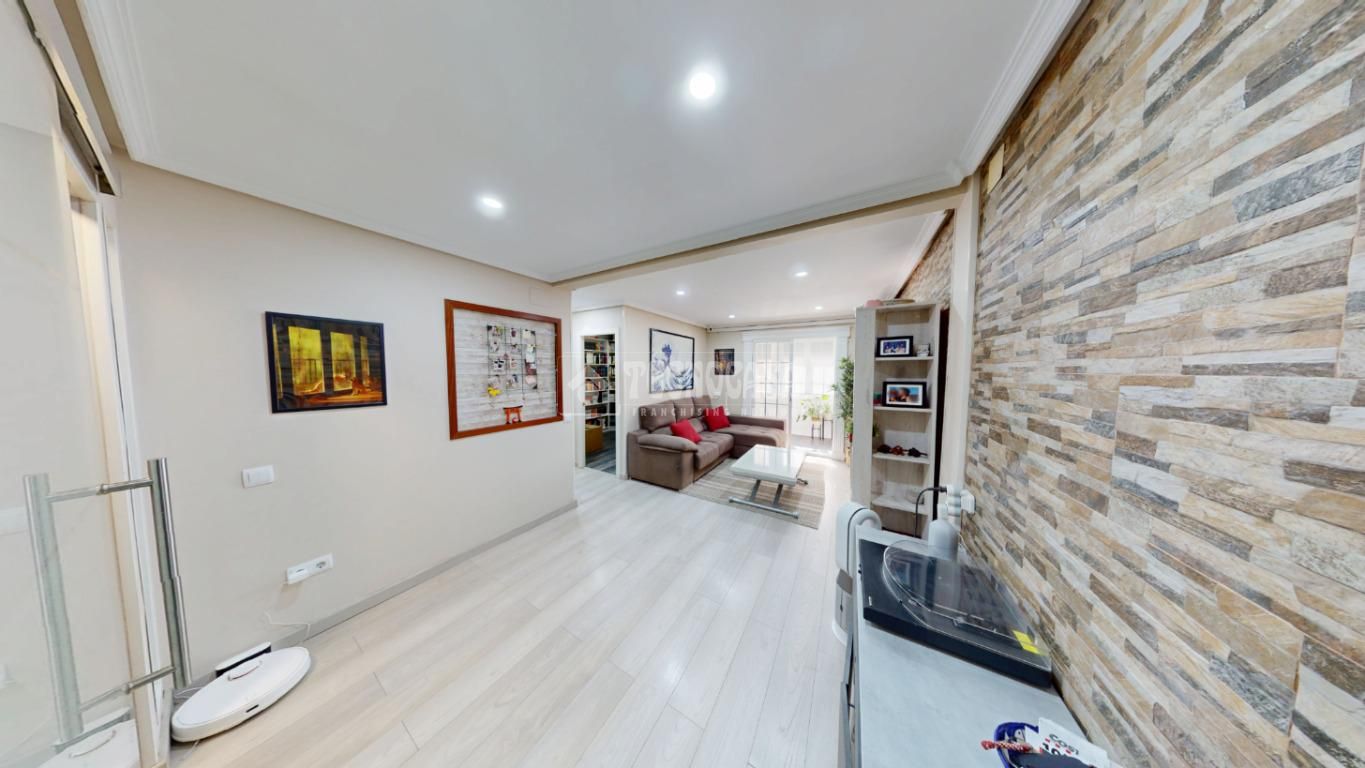 Piso en venta en Santos, Centro, Leganés