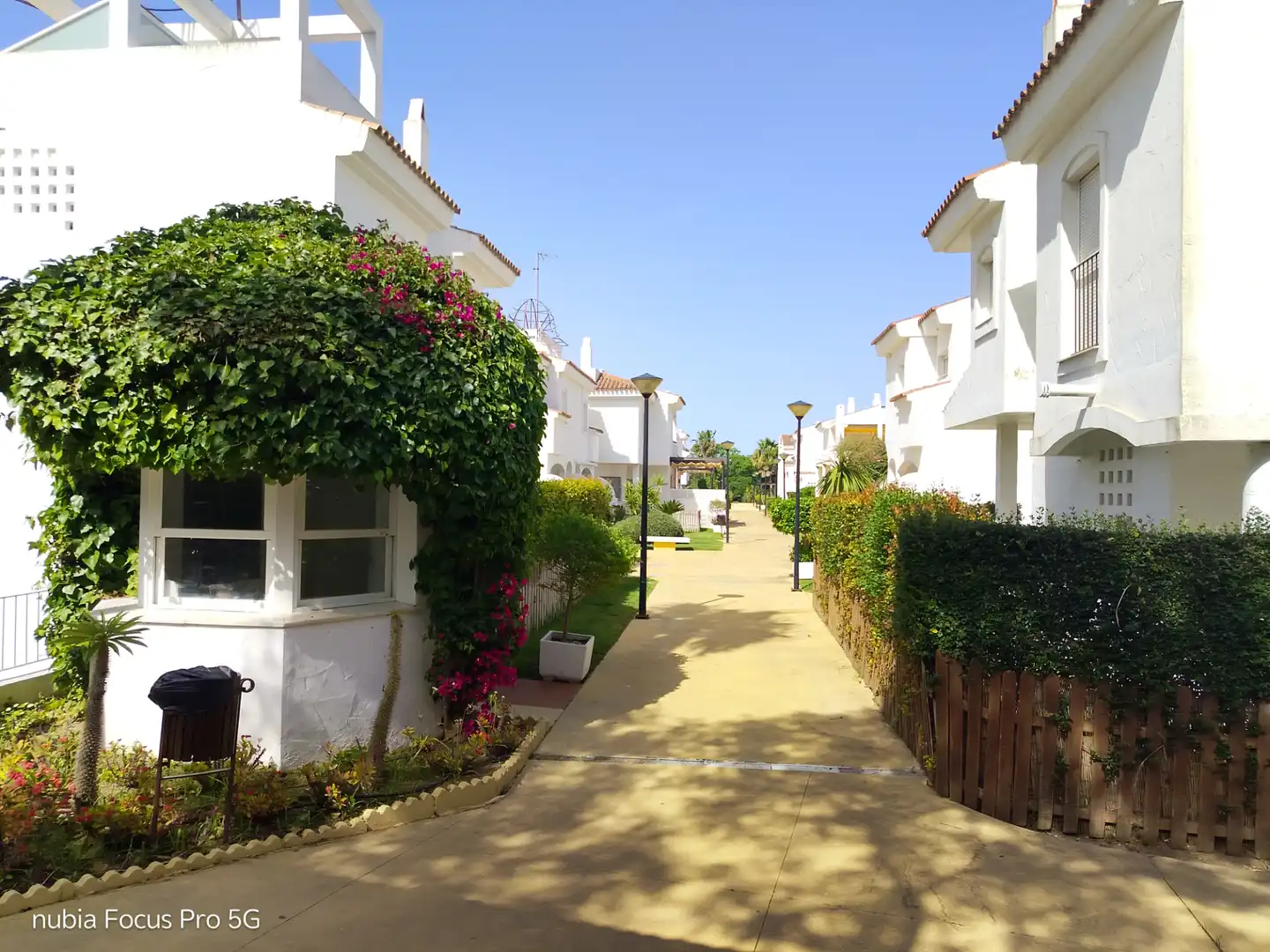 Detached homes for sale in Avenida Reina Sofía, Costa Ballena Golf