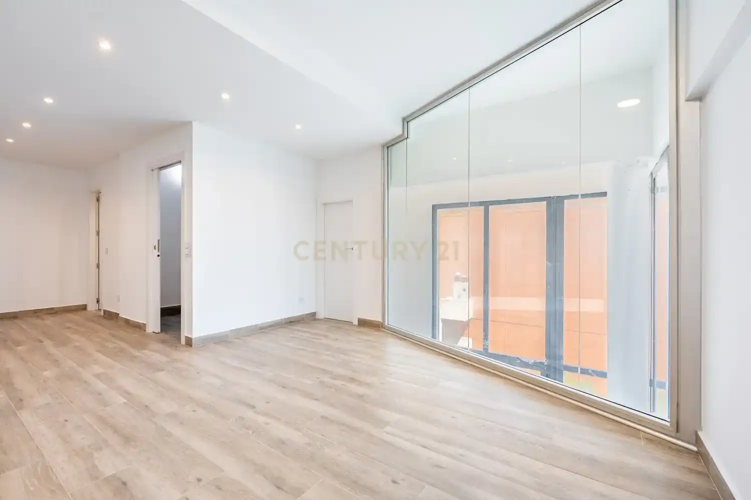 Living room of Apartments for sale in Alcorcón  with Air Conditioner, Storage room and Oven