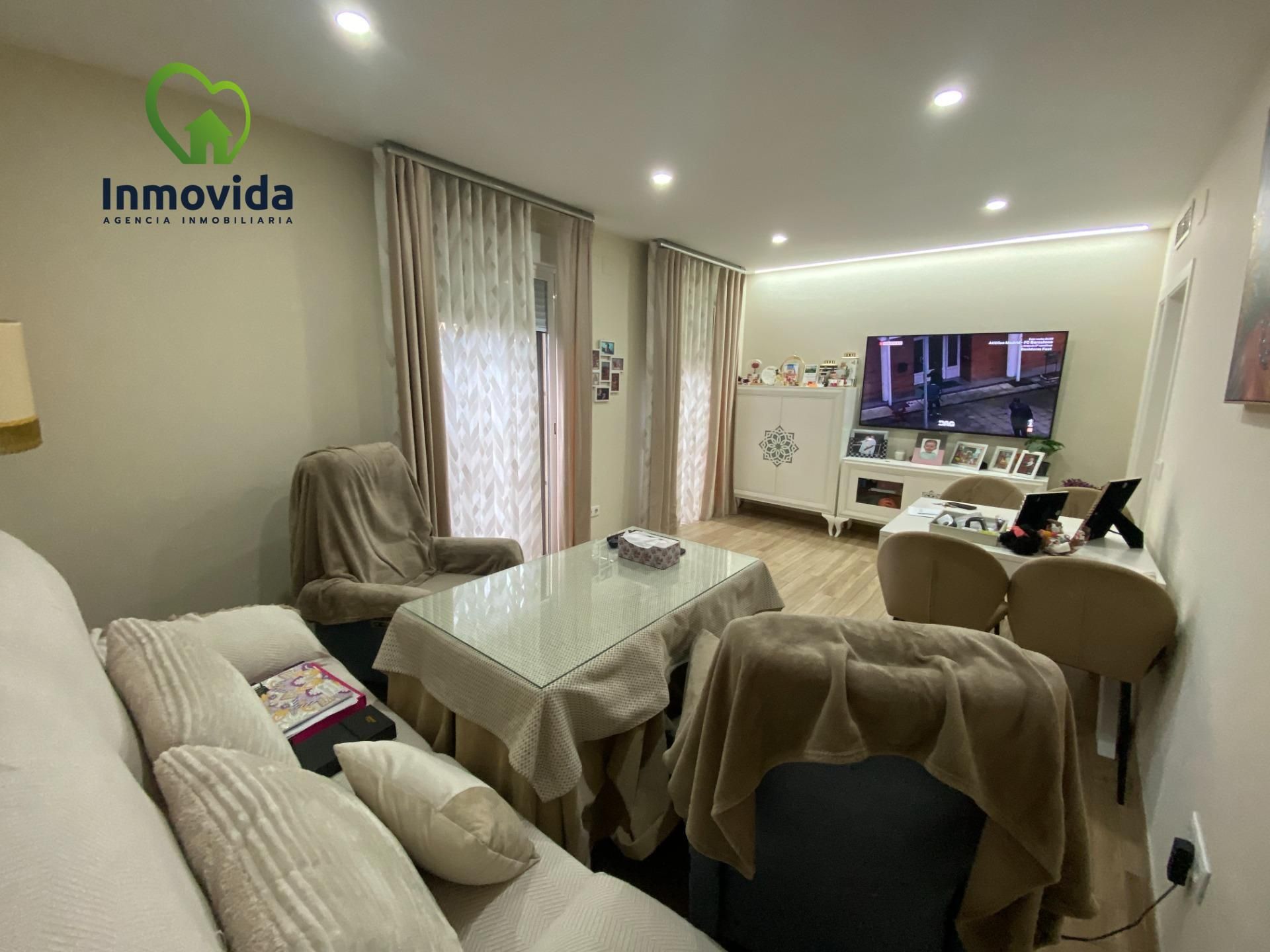 Sala d'estar de Casa o xalet en venda en  Córdoba Capital amb Aire condicionat, Terrassa i Traster