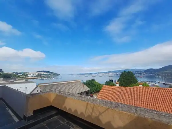 Terrassa de Pis en venda en Redondela amb Calefacció, Terrassa i Traster