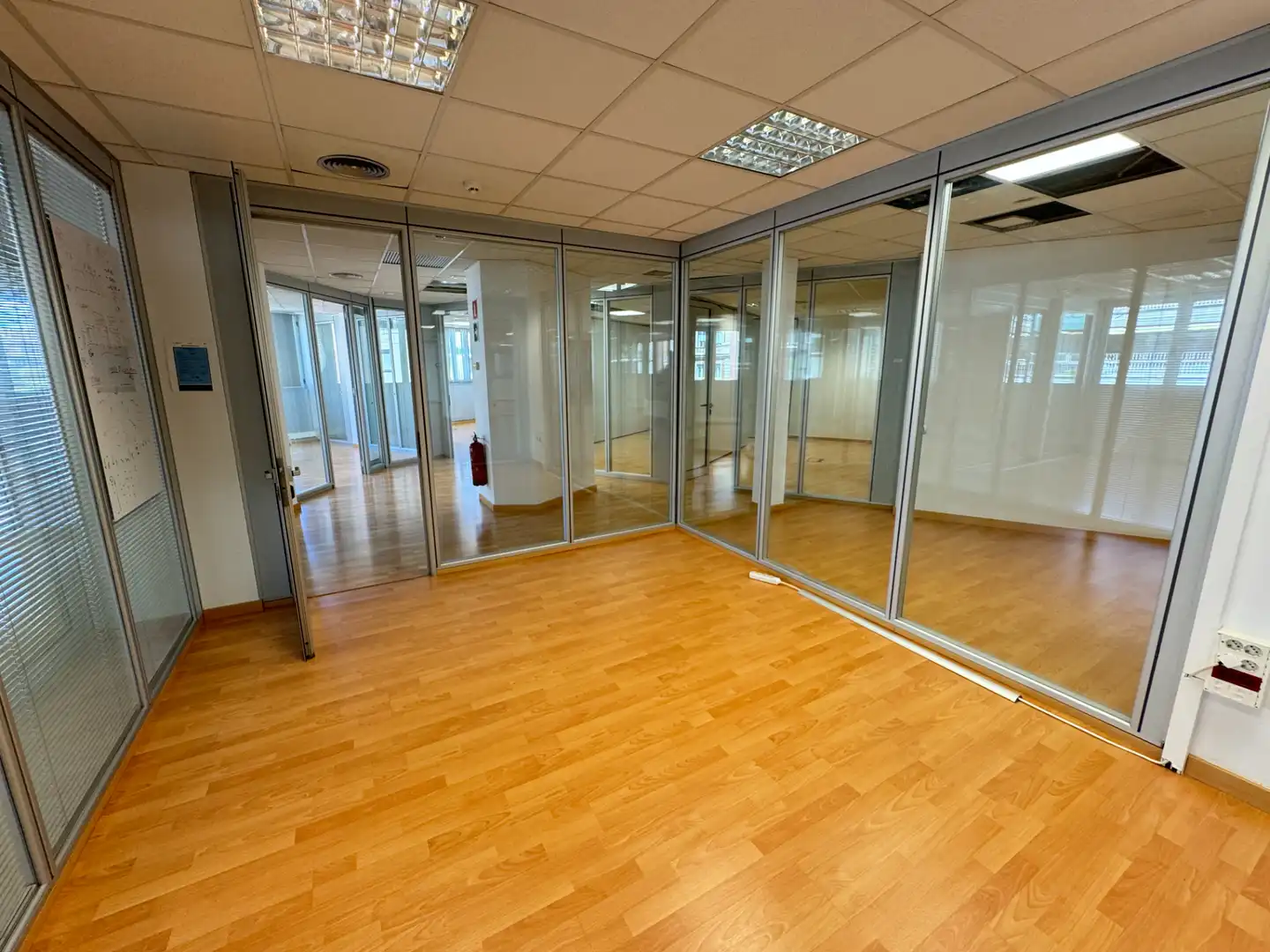 Oficina amb ascensor de lloguer a Carrer de Beethoven, imagen 16