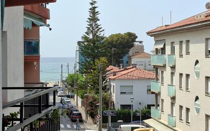 Vista exterior de Pis en venda en Calafell amb Terrassa