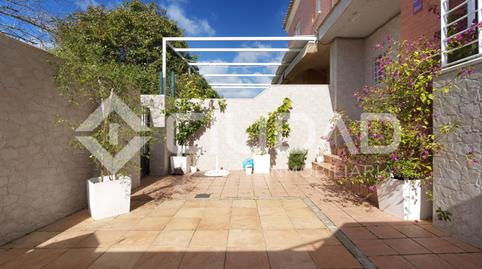 Foto 2 de Casa adosada en venta en Coria del Río, Sevilla