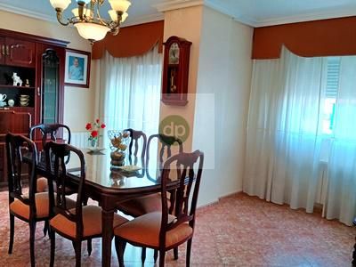 Dining room of Flat for sale in Badajoz Capital  with Air Conditioner, Private garden and Terrace
