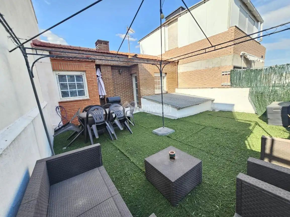 Terrasse von Dachboden zum Verkauf in Madrid mit Heizung, Terrasse und Balkon