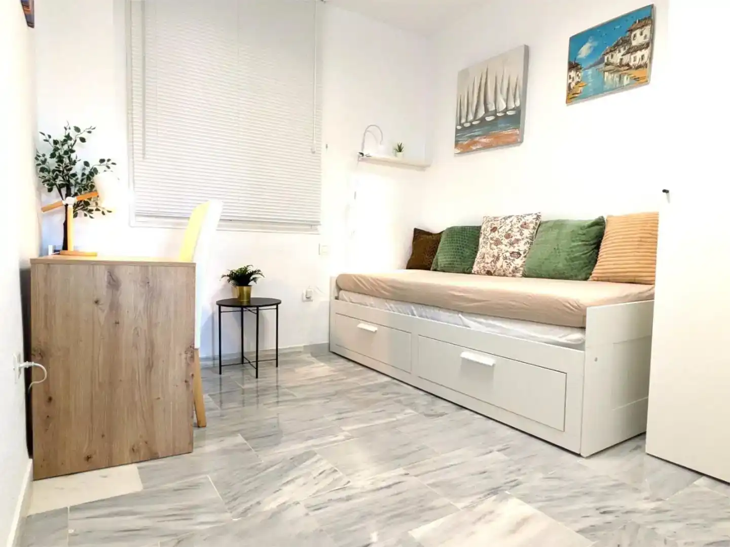 Dormitori de Apartament de lloguer en Mijas