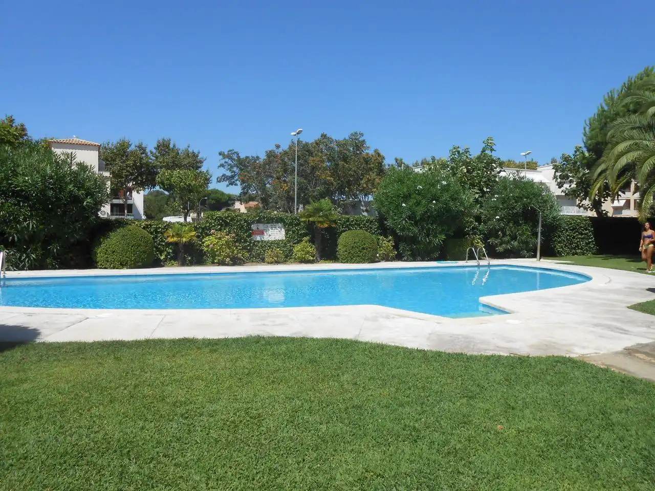 Piscina de Apartamento en venta en Sant Feliu de Guíxols con Aire acondicionado, Calefacción y Terraza