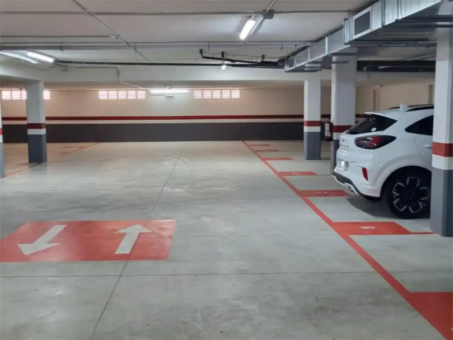 Parkplatz von Wohnungen zum Verkauf in Dénia mit Klimaanlage und Balkon