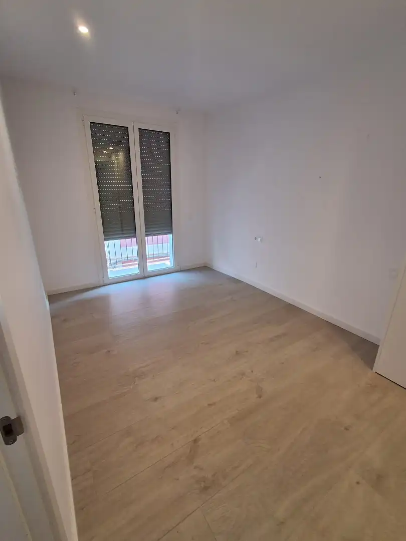 Bedroom of Duplexes for rent in Terrassa  with Air Conditioner, Heating and Terrace