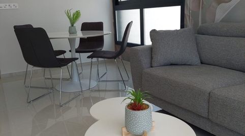 Foto 2 de Apartamento de alquiler en Antonio Machado, Torrevieja