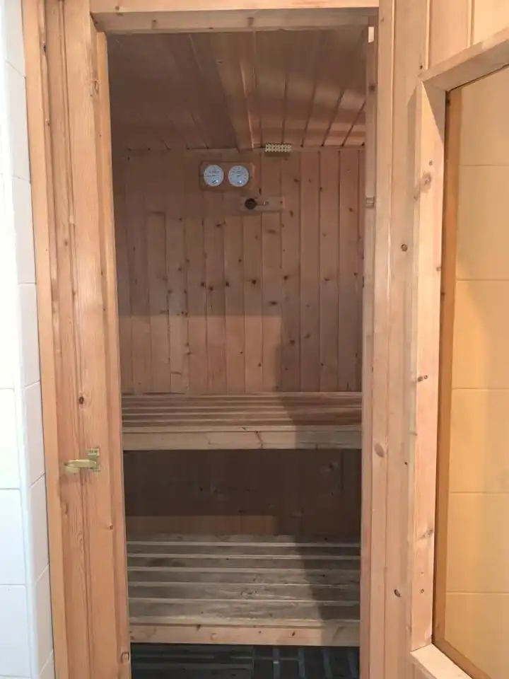 Bedroom of Flat for rent in Madrid  with Air Conditioner, Heating and Parquet flooring