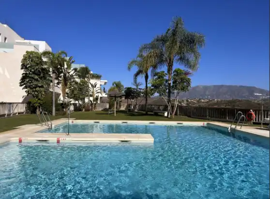 Schwimmbecken von Maisonette zum Verkauf in Mijas mit Klimaanlage, Terrasse und Möbliert