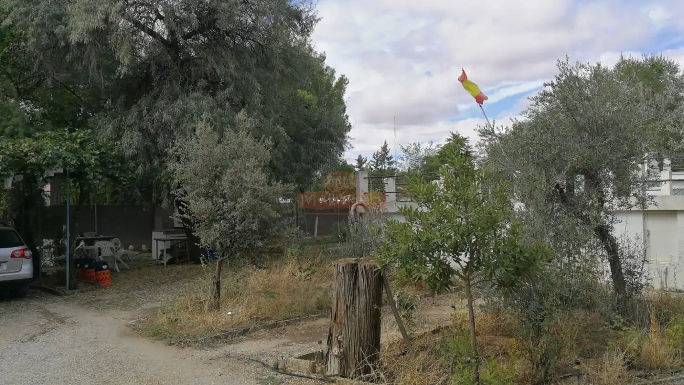 Haus oder Chalet zum Verkauf in Albacete mit Abstellraum und Balkon