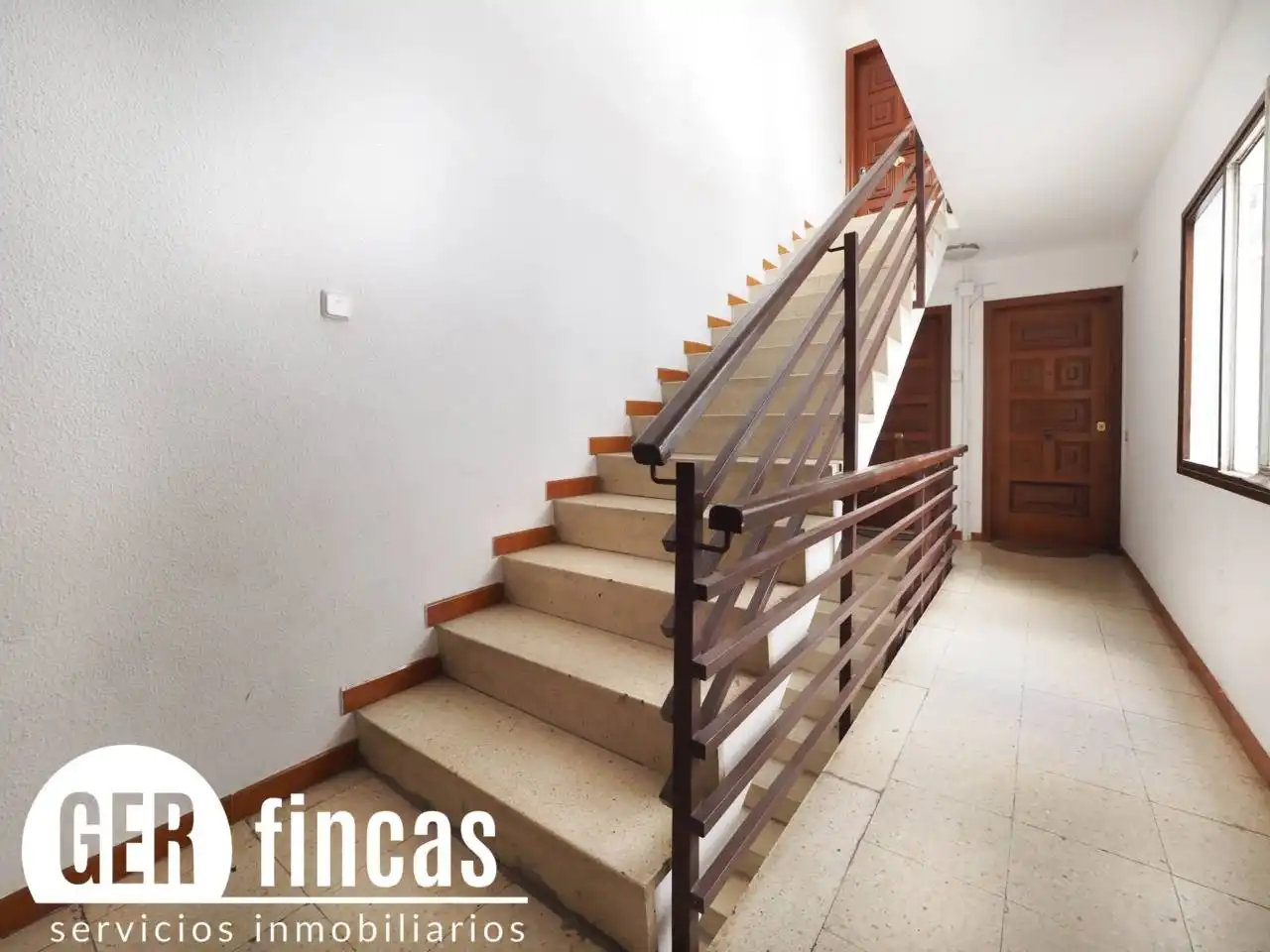 Flat for sale in Terrassa  with Alarm