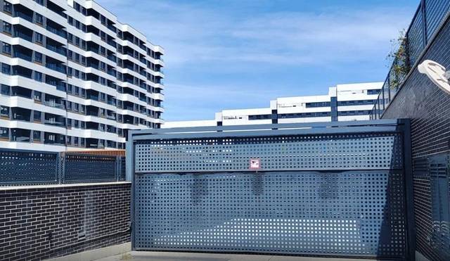 Garaje en Venta en Calle de Secundino Zuazo en Valdebebas - Valdefuentes