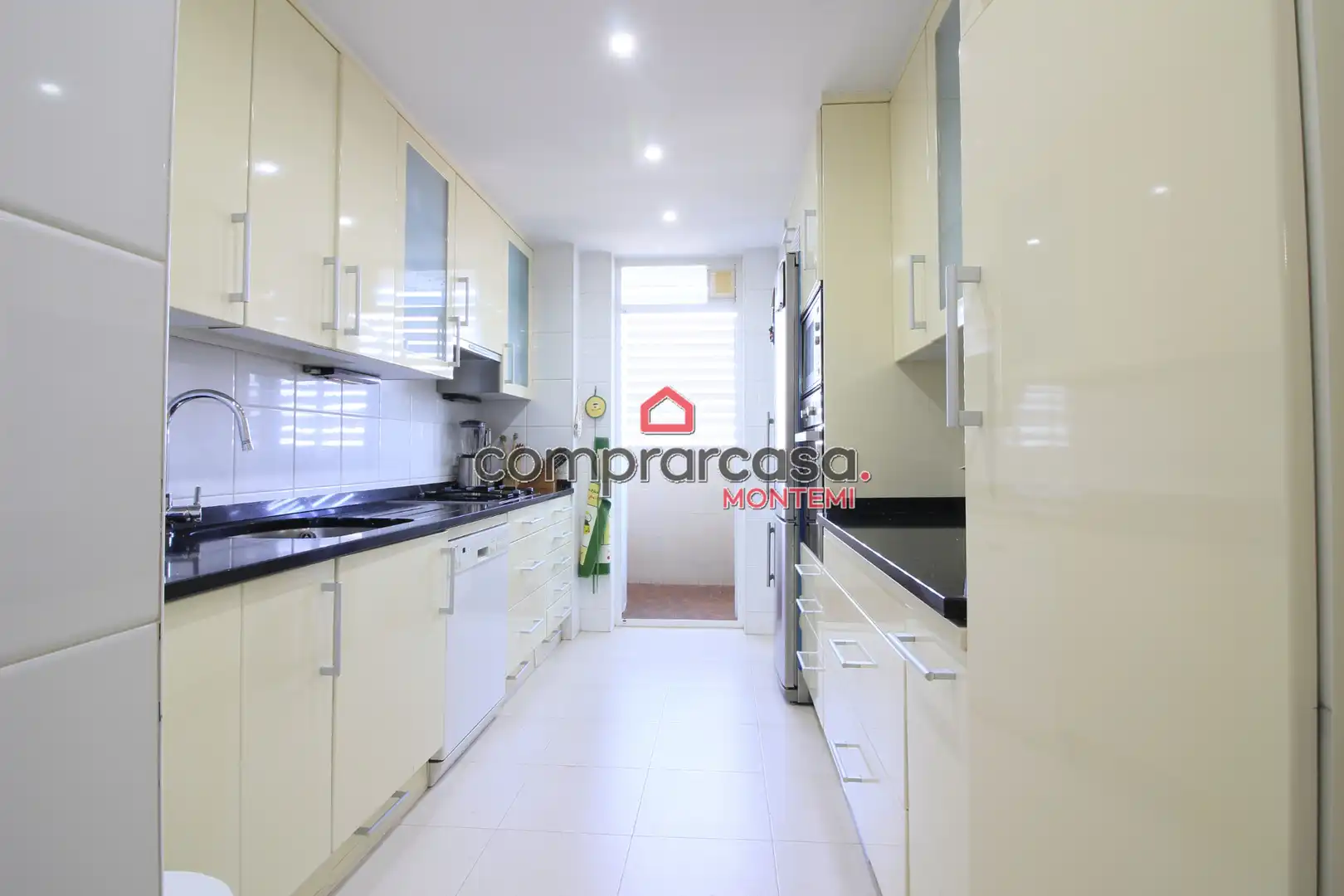 Küche von Wohnung zum Verkauf in Madrid mit Heizung, Parkett und Terrasse