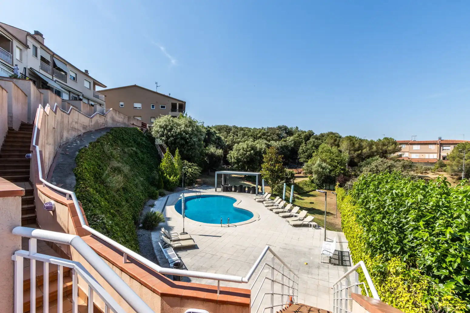 Piscina de Casa adosada en venda en Vacarisses amb Calefacció, Jardí privat i Terrassa