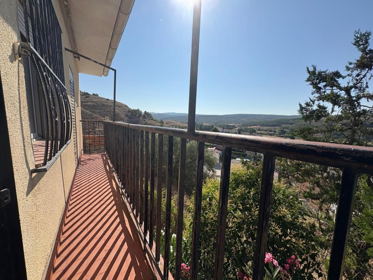 Terrassa de Casa o xalet en venda en Barajas de Melo amb Aire condicionat, Jardí privat i Terrassa