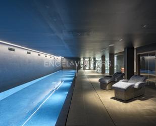 Swimming pool of Apartment for sale in  Barcelona Capital  with Air Conditioner, Heating and Parquet flooring