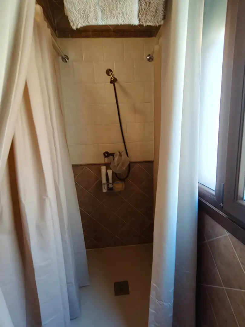 Bany de Casa o xalet en venda en Herencia amb Aire condicionat, Calefacció i Piscina