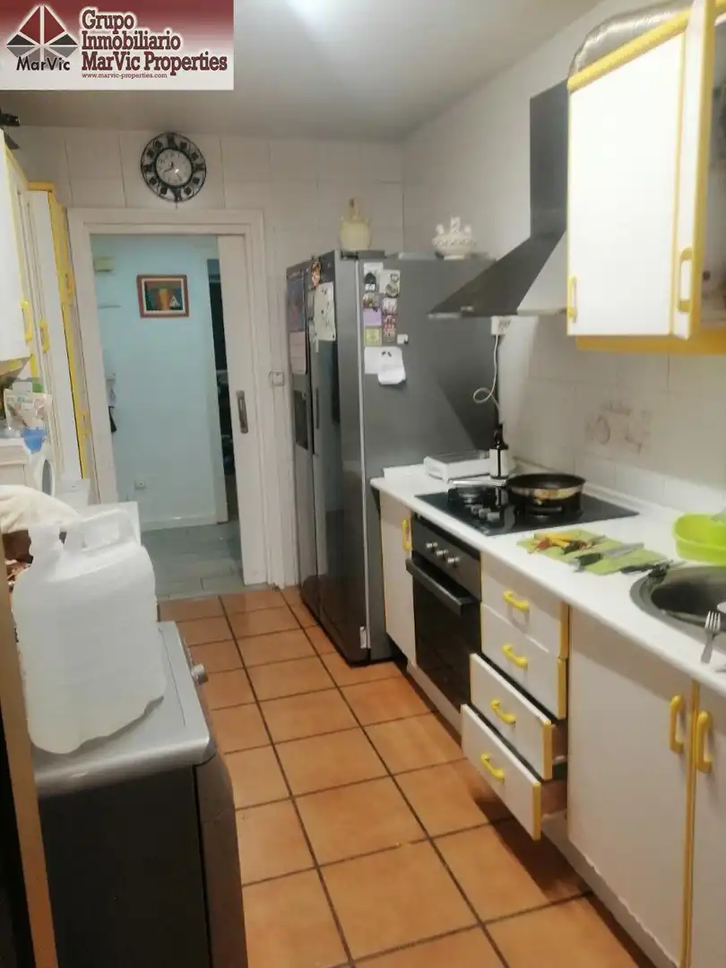 Cuina de Apartament en venda en Benidorm amb Aire condicionat, Calefacció i Terrassa