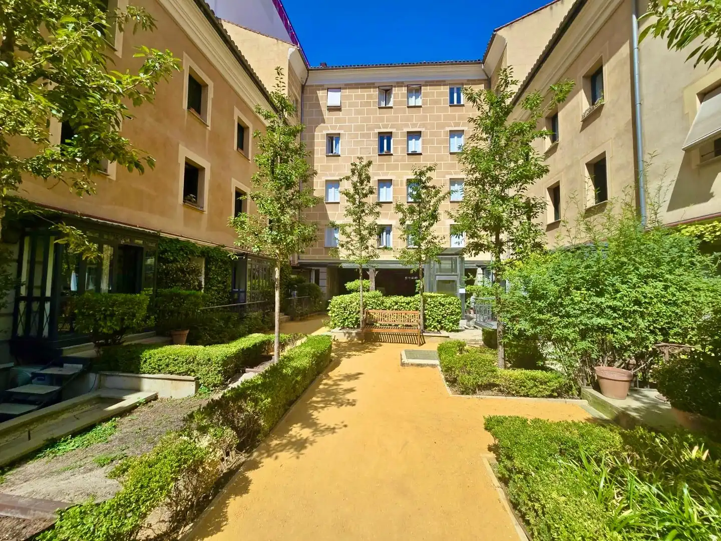 Vista exterior de Piso en venta en Madrid con Aire acondicionado, Calefacción y Amueblado