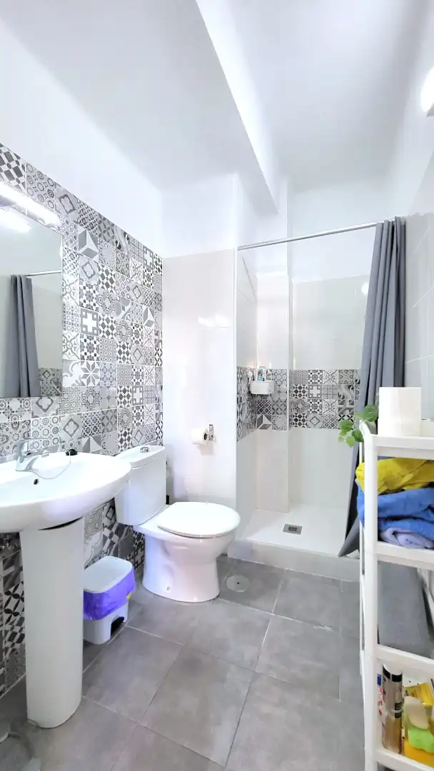 Baño de Piso en venta en Málaga con Aire acondicionado, Calefacción y Terraza