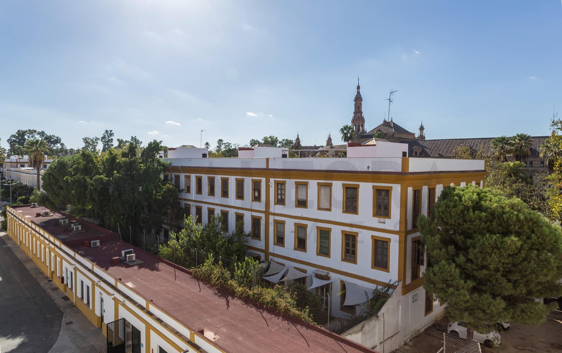 Vista exterior de Piso en venta en  Sevilla Capital con Aire acondicionado
