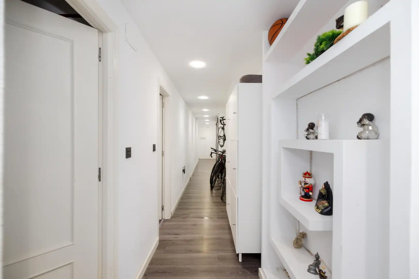 Flat for sale in Málaga  with Air Conditioner, Furnished and Balcony