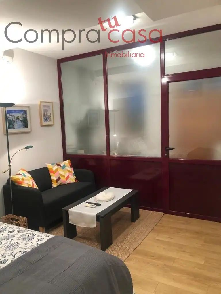 Study for rent in Segovia  with Air Conditioner and Heating