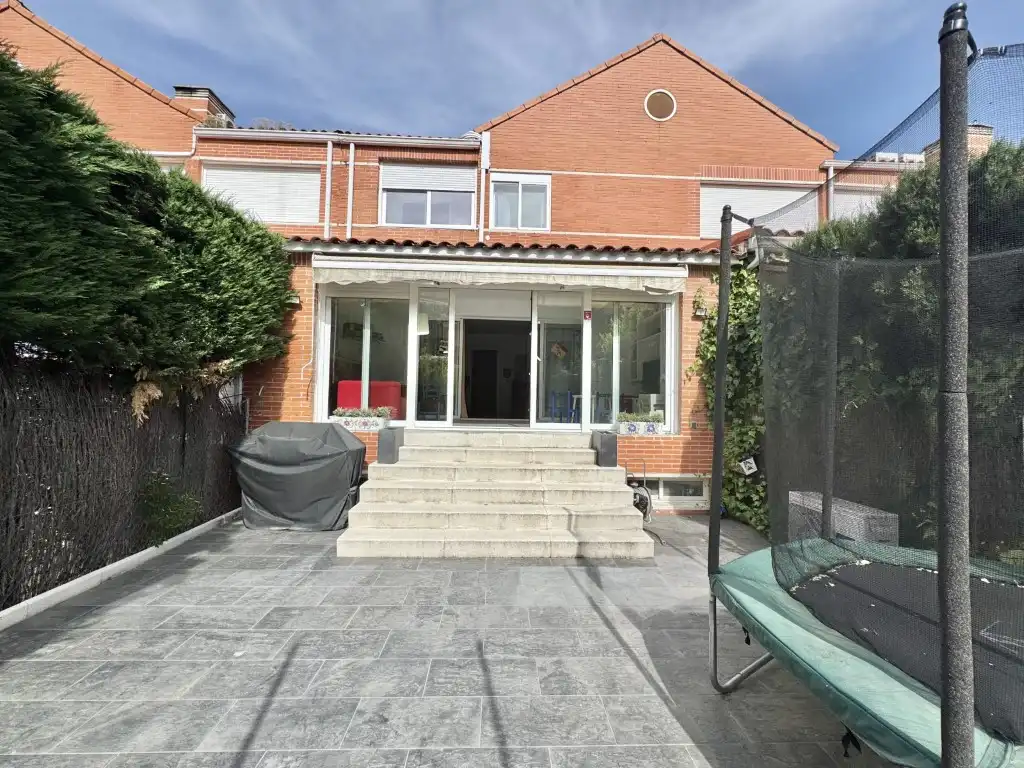 Terrassa de Casa adosada en venda en Club de Campo