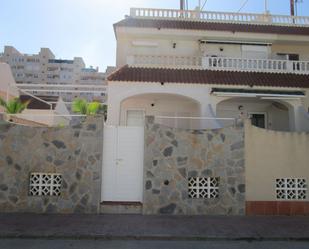 Vista exterior de Casa adosada en venda en La Manga del Mar Menor amb Terrassa i Balcó