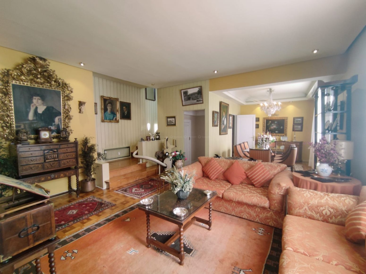 Sala de estar de Piso en venta en Oviedo  con Calefacción, Parquet y Trastero