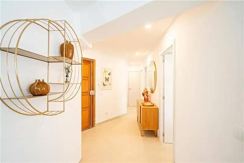 Flat for rent in  Palma de Mallorca  with Air Conditioner, Furnished and Balcony