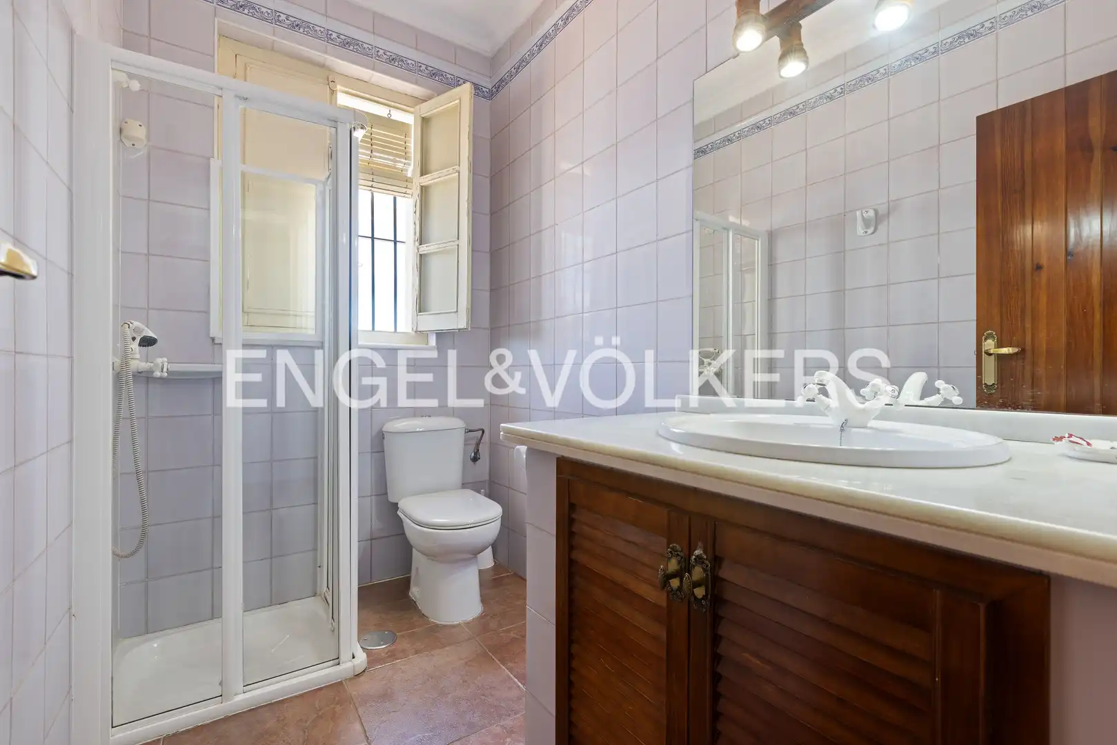 Baño de Finca rústica en venta en La Antilla con Aire acondicionado, Calefacción y Jardín privado