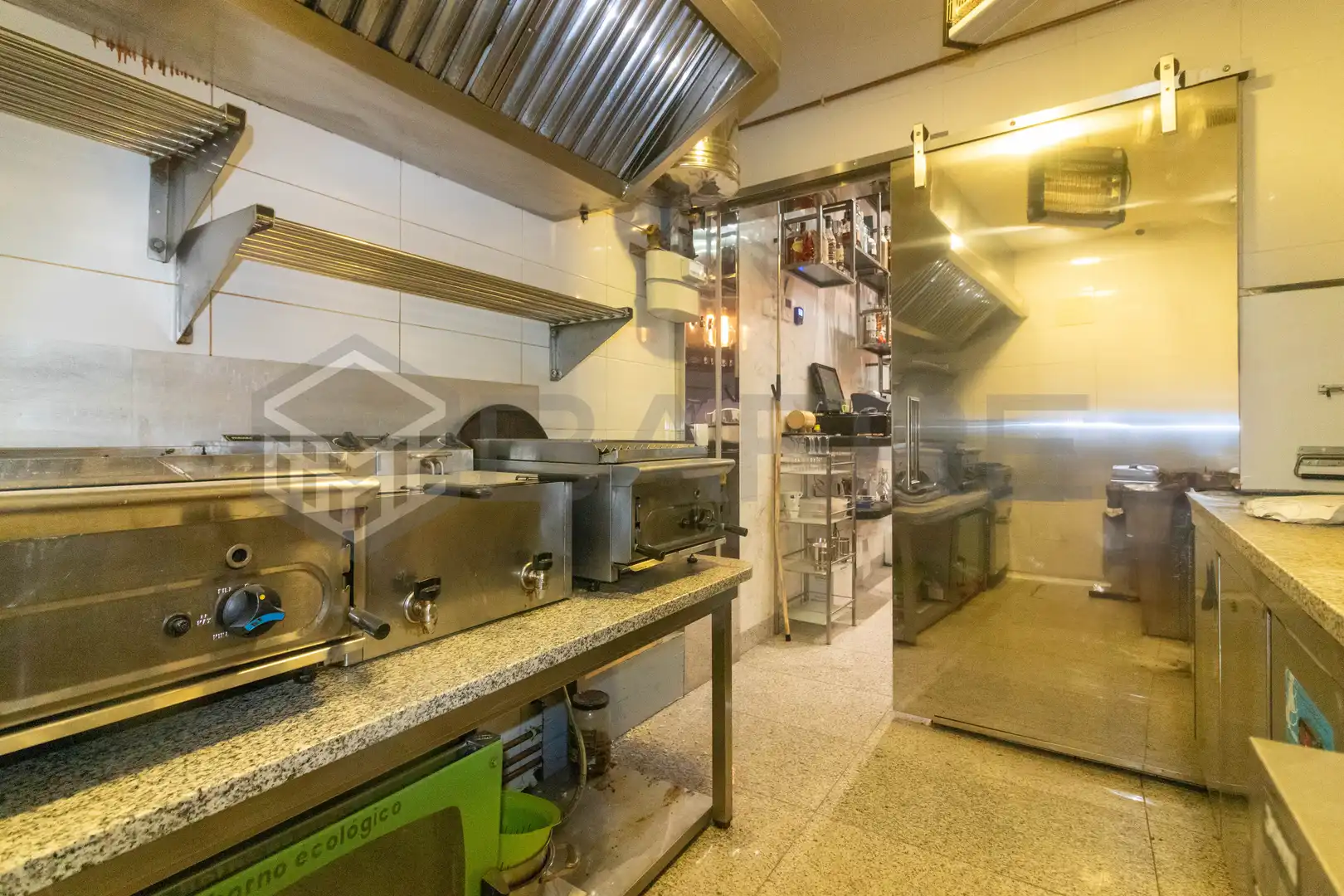 Cuina de Local de lloguer en Madrid