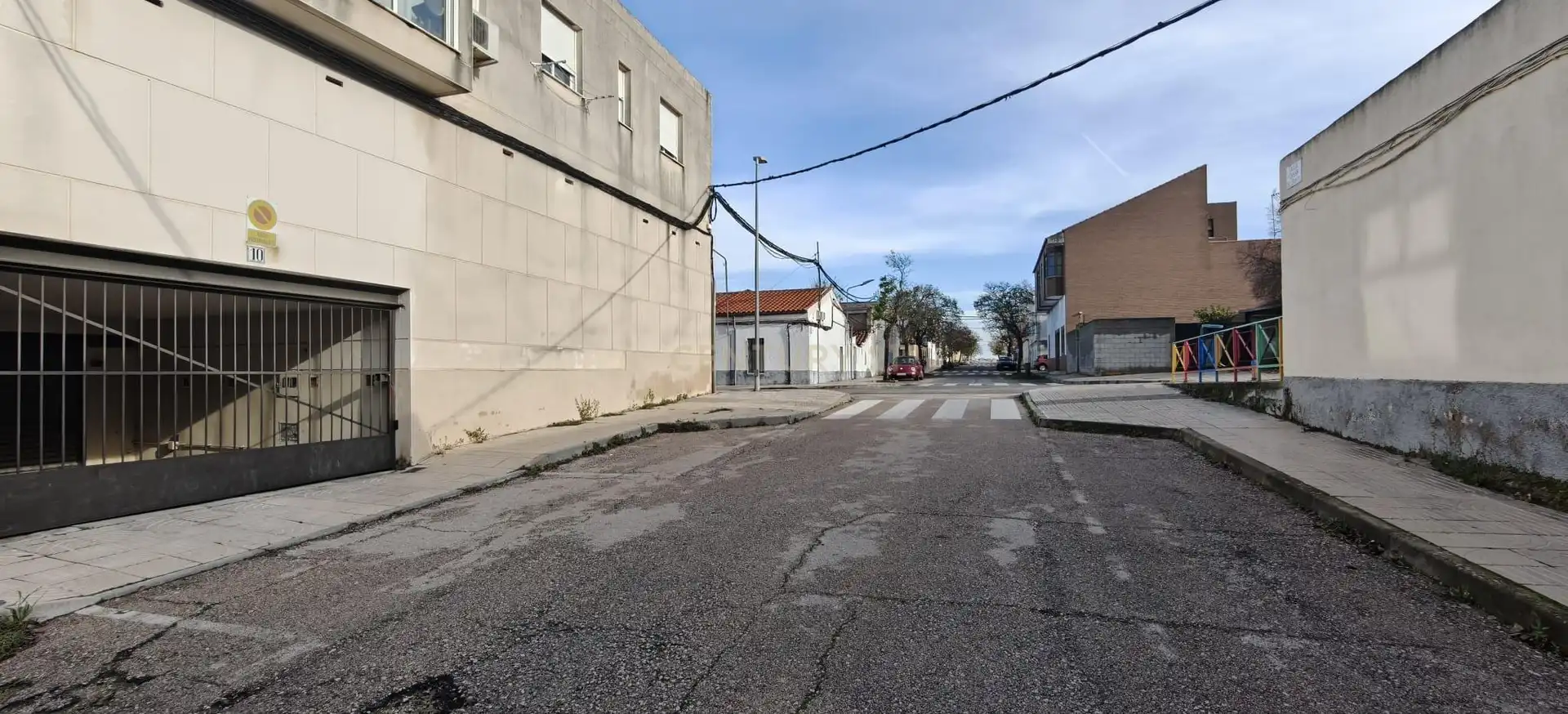 Außenansicht von Garage zum Verkauf in Cáceres