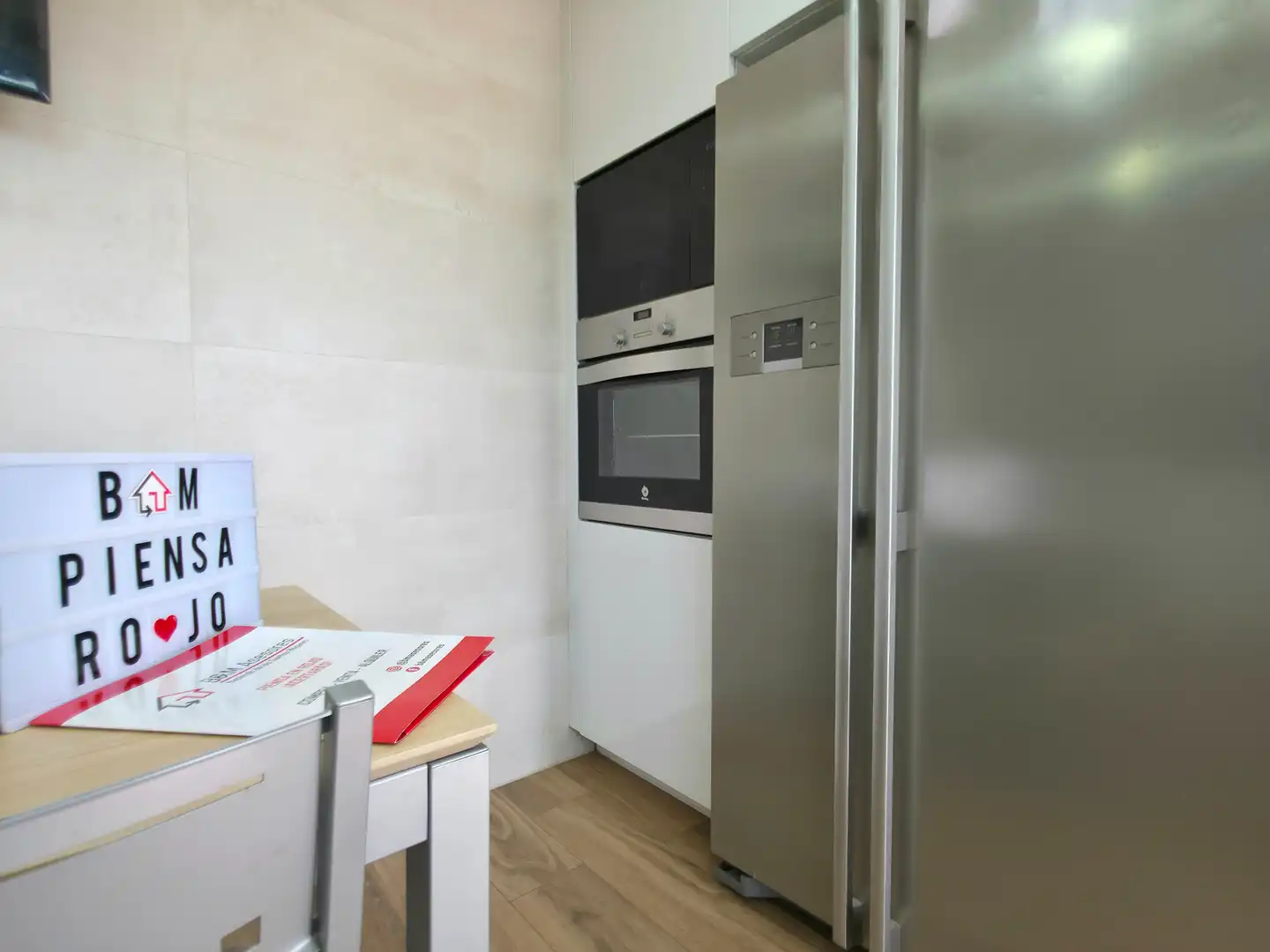 Cocina de Casa o chalet en venta en Sant Vicenç Dels Horts con Aire acondicionado, Calefacción y Jardín privado