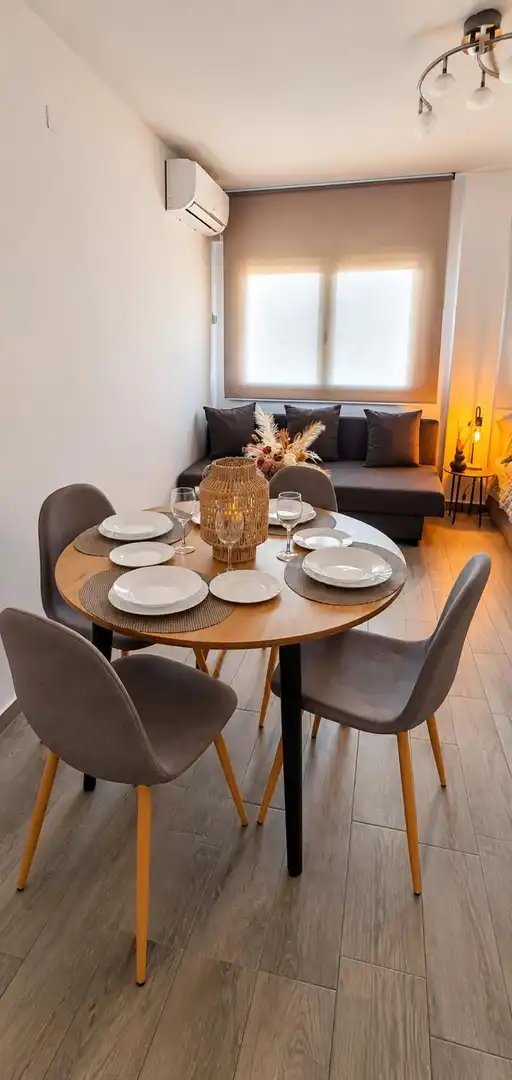 Studio to rent in Sant Maurici, imagen 2