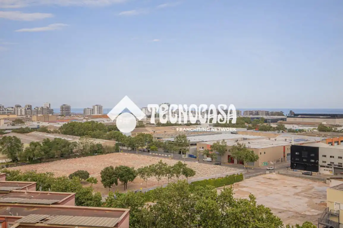 Außenansicht von Wohnung zum Verkauf in Badalona mit Terrasse