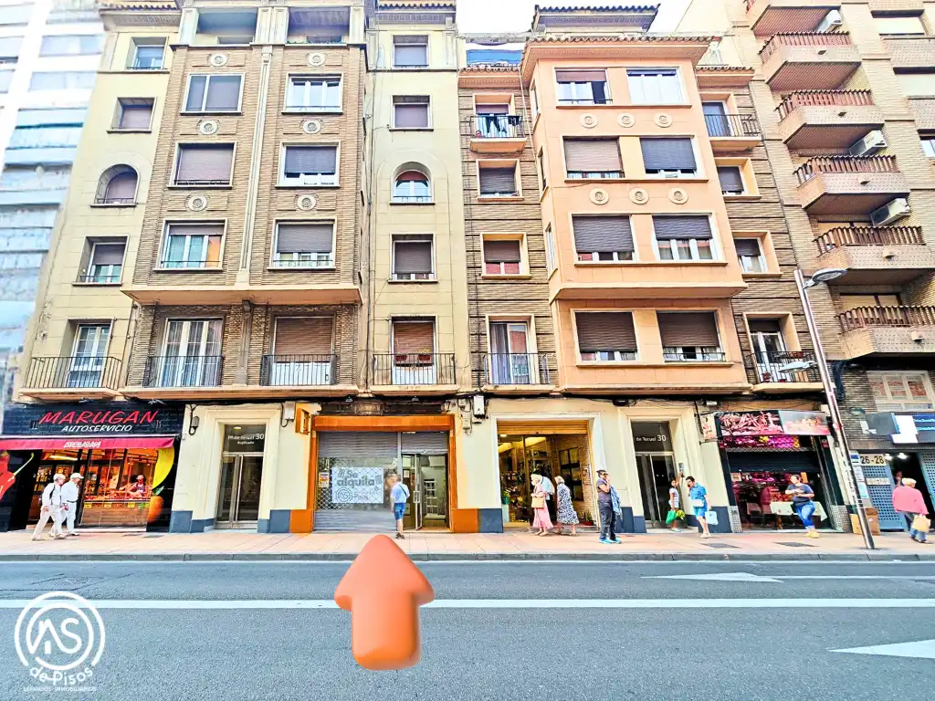 Vista exterior de Local de alquiler en Zaragoza con Aire acondicionado, Calefacción y Internet