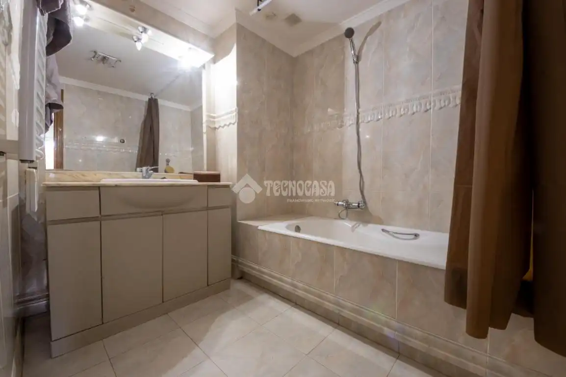 Appartement avec terrasse à vendre à Plaça General Domènech Batet i Mestres, imagen 16